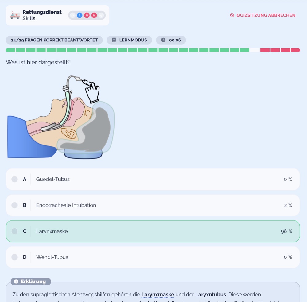 Quiz-Sitzung Rettungsdienst-Skills: Frage zu einer Atemwegshilfe mit Antwortverteilung und Erklärung
